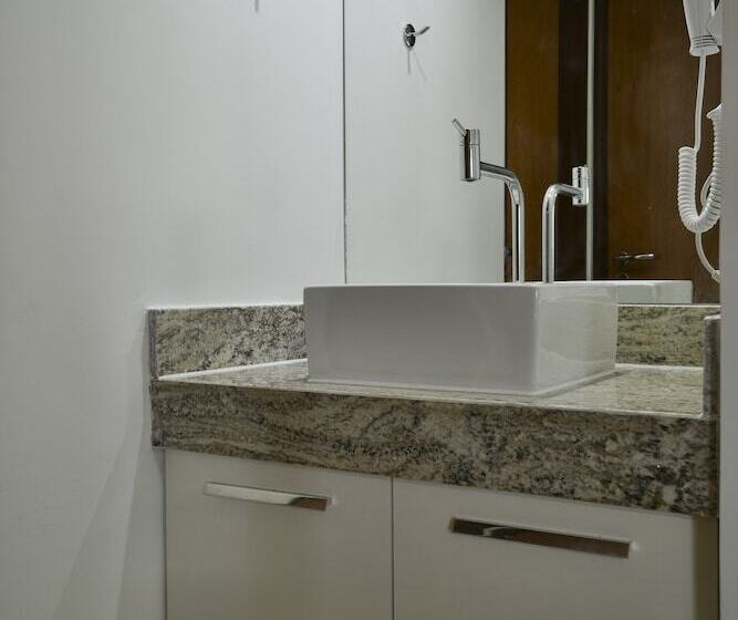 Suite, Littoral Gold Flat