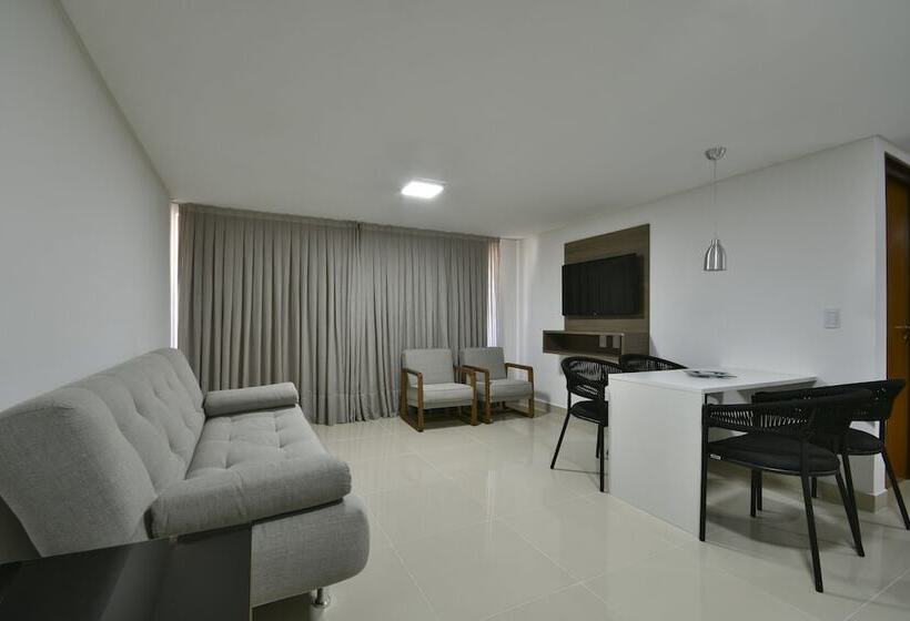 Suite, Littoral Gold Flat