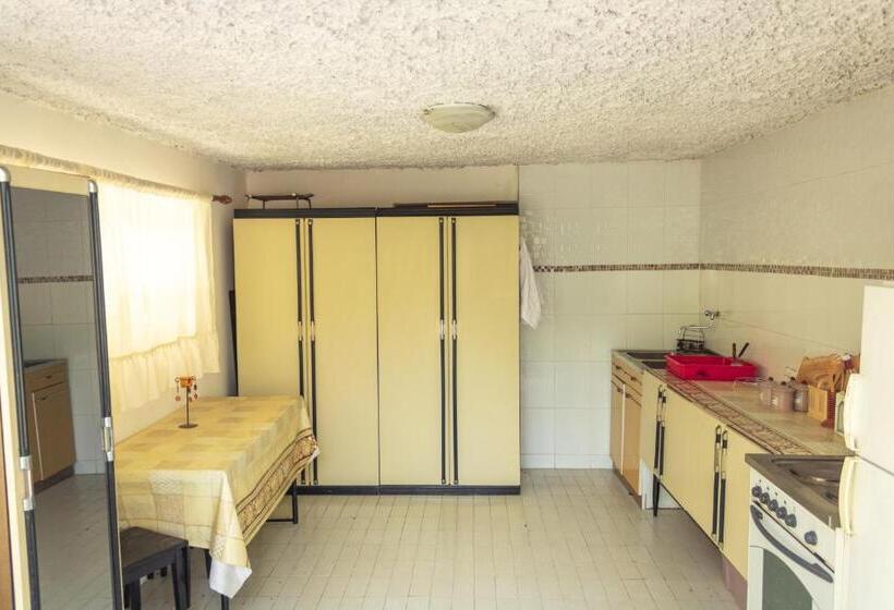 اتاق استاندارد, Rooms Molabeciri