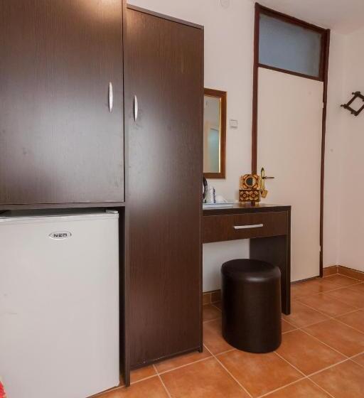 اتاق استاندارد, Rooms Molabeciri