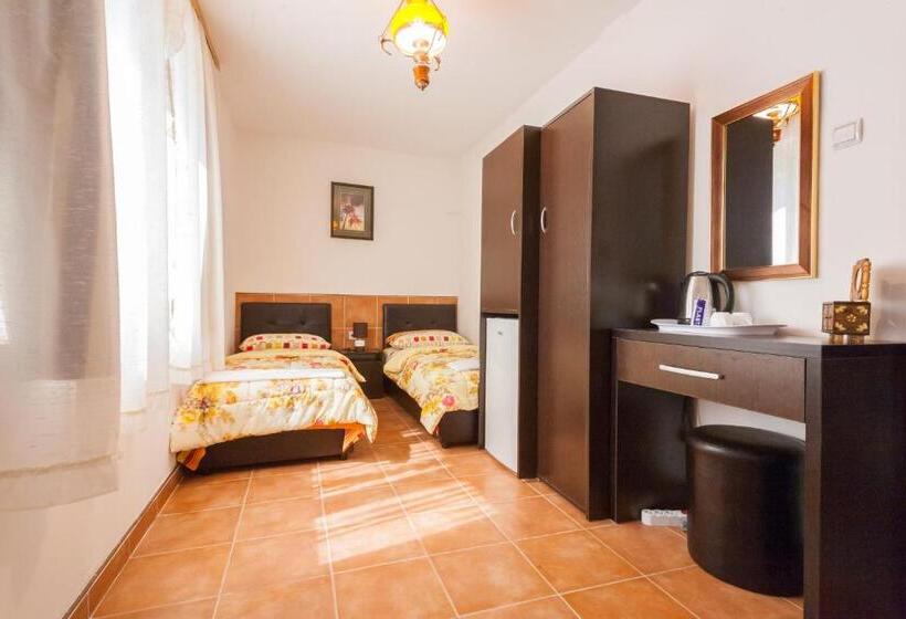اتاق استاندارد, Rooms Molabeciri
