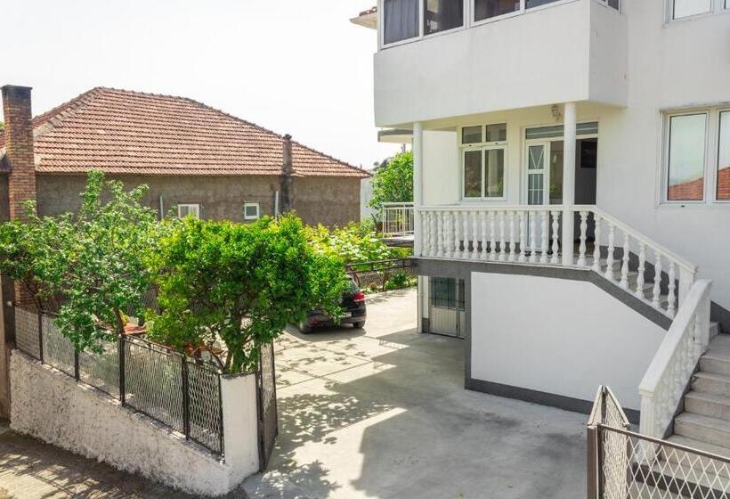 اتاق استاندارد با بالکن, Rooms Molabeciri