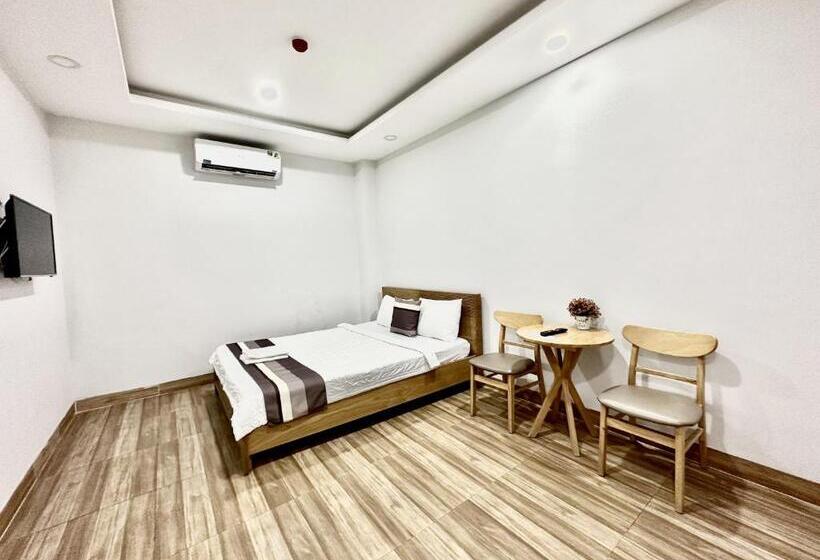 اتاق استاندارد, The Jade Hotel Near Tan Son Nhat Airport