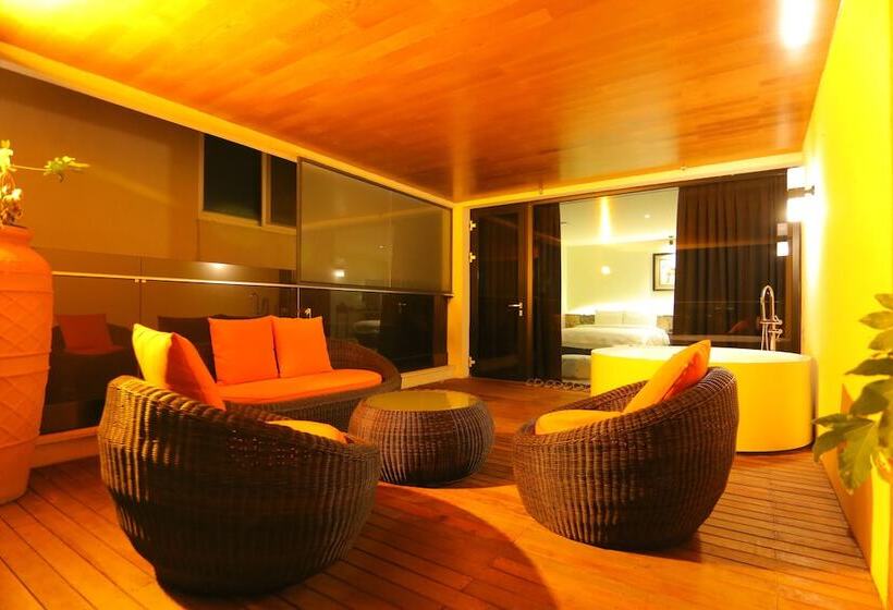 Королевский Номер, Suncheon Hotel Gite