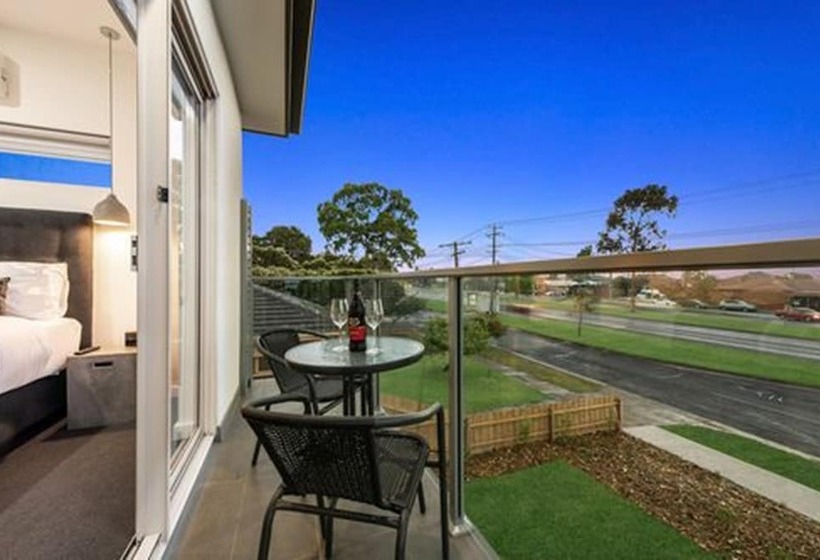 디럭스 스튜디오, Melbourne Airport Motel
