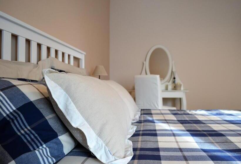 اتاق استاندارد چهار تخته, B&b Sofia