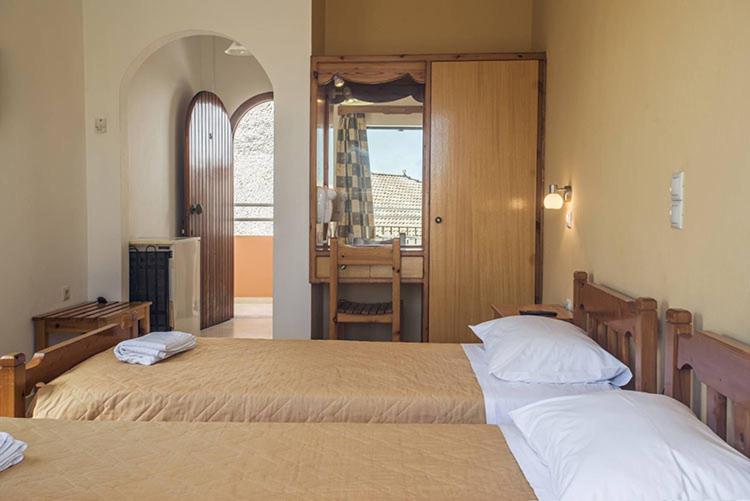 اتاق استاندارد با بالکن, Omirico