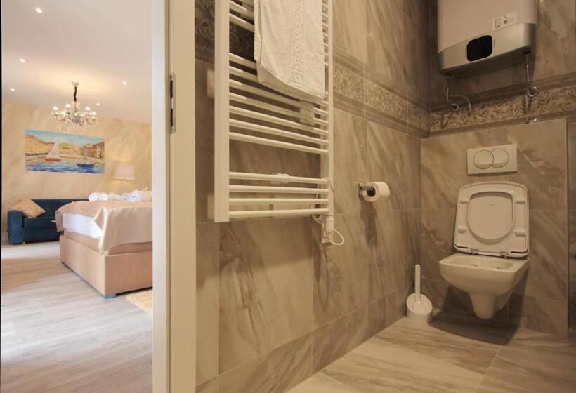 발코니 디럭스 룸, Well Of Life Luxury Rooms