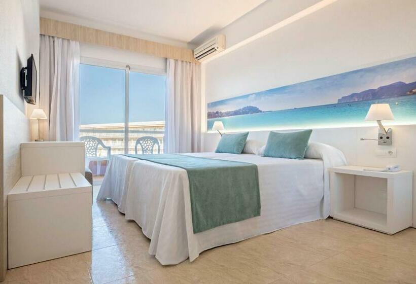 프리미엄 트리플 룸, Azuline Hotel Bahamas Y Bahamas Ii