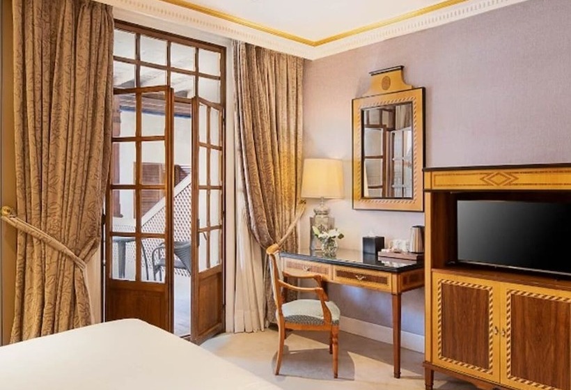 اتاق لوکس, Eurostars Hotel De La Reconquista