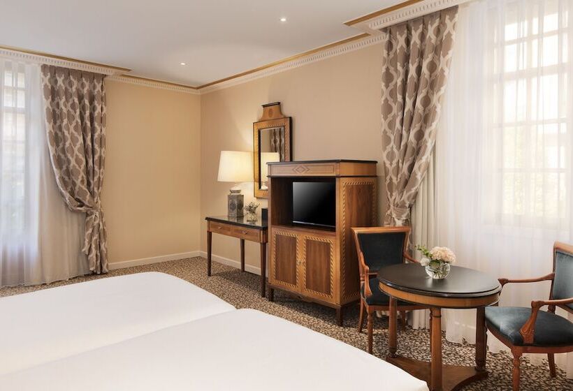 اتاق پرمیوم, Eurostars Hotel De La Reconquista