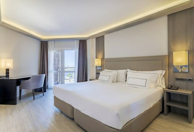 이그제큐티브 주니어 스위트, Melia Alicante