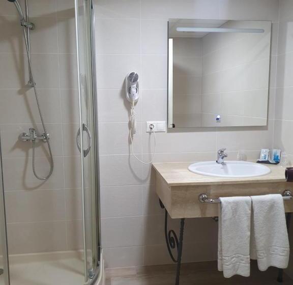 Номер Стандарт Трехместный, Polamar