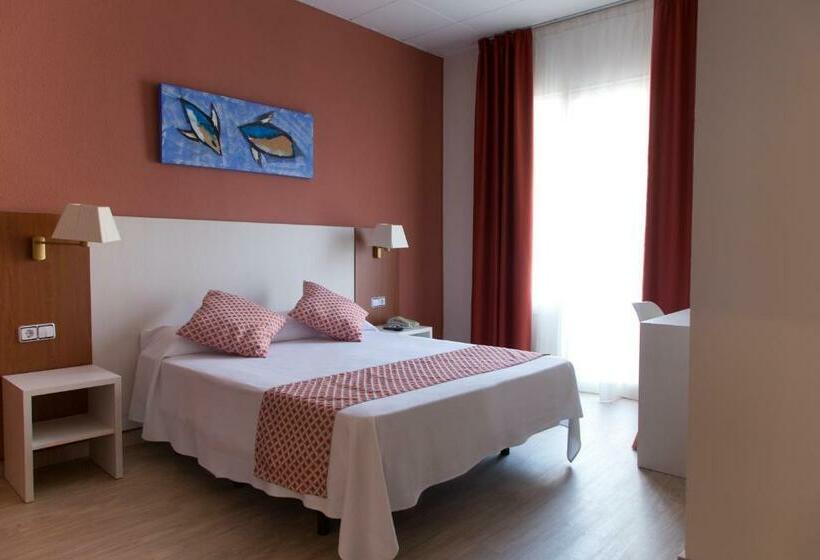 Номер Стандарт Вид на Бассейн, Ght Balmes, Hotel Aparthotel&splash