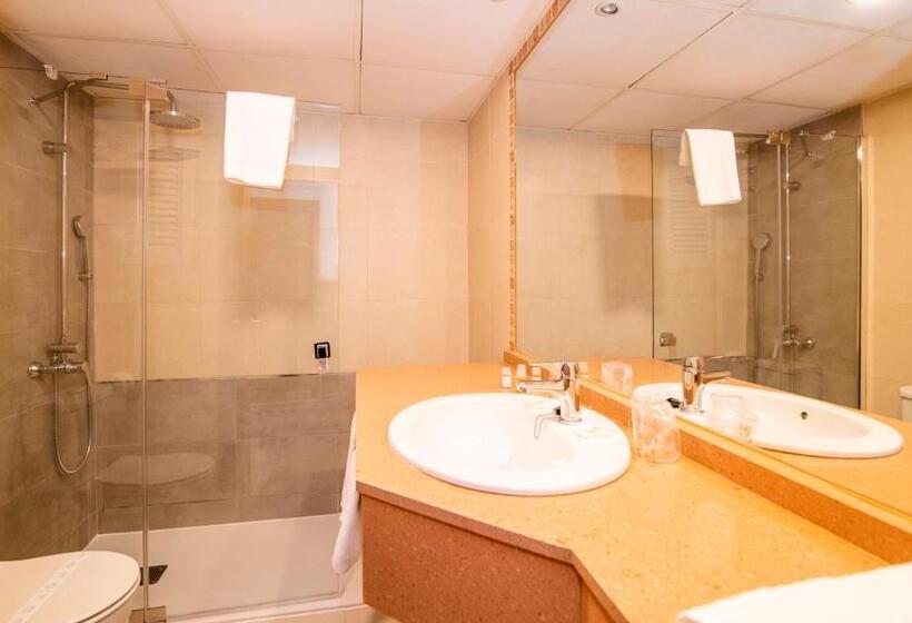 Quarto Triplo Estandar, Caribe
