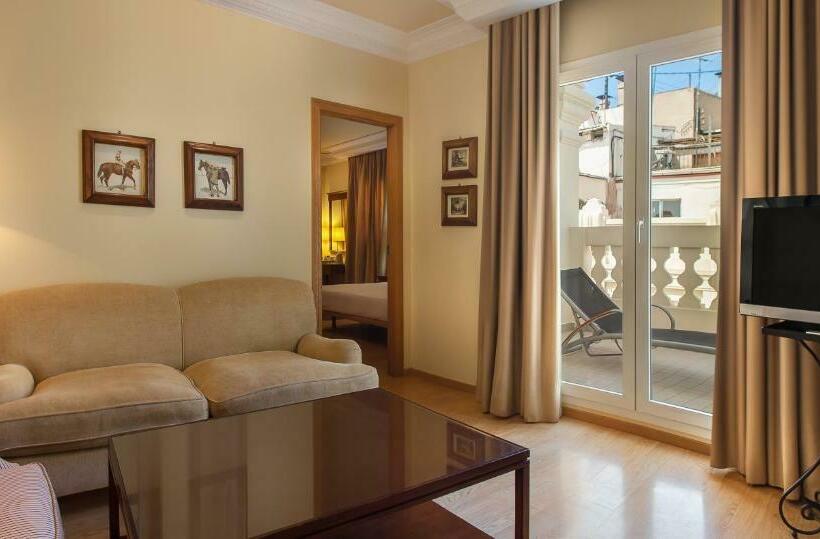 سوئیت جونیور با تراس, Melia Plaza Valencia