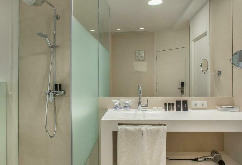 سوییت جونیور لوکس, Melia Plaza Valencia