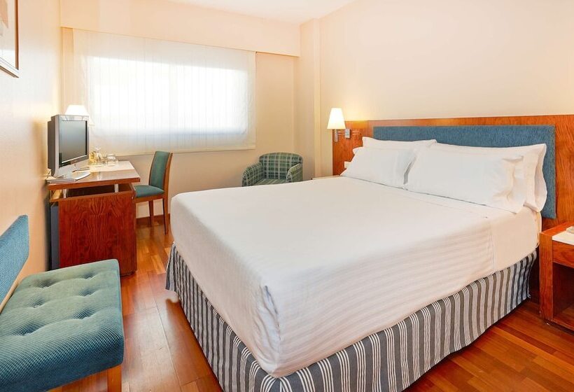 Номер Стандарт, NH Barcelona Entenza