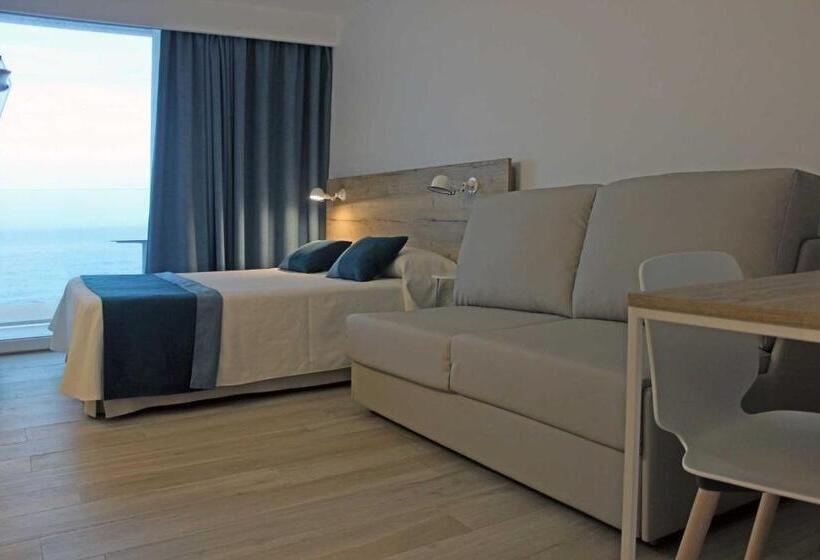 Habitación Triple Estándar, Rocatel