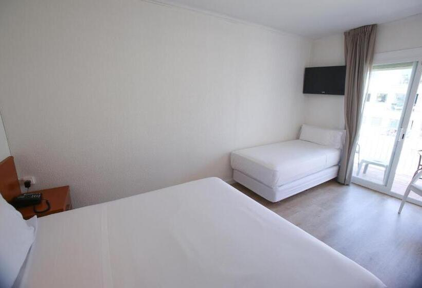 Трехместный Номер Стандарт Боковой Вид на Море, Solvi Hotel   Adults Only