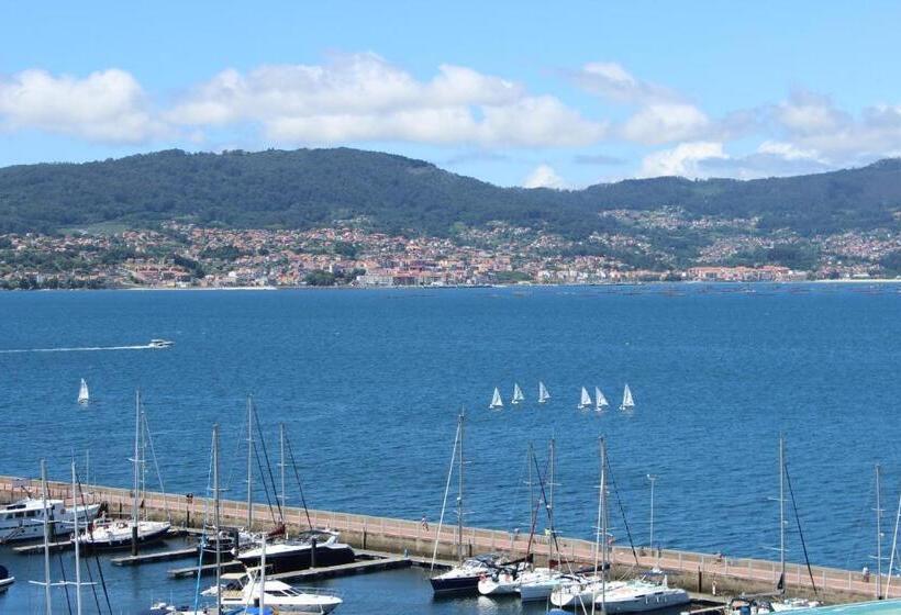 جناح جونيور, Ciudad de Vigo