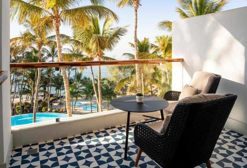 غرفة قياسية فردية, Hotel Fariones