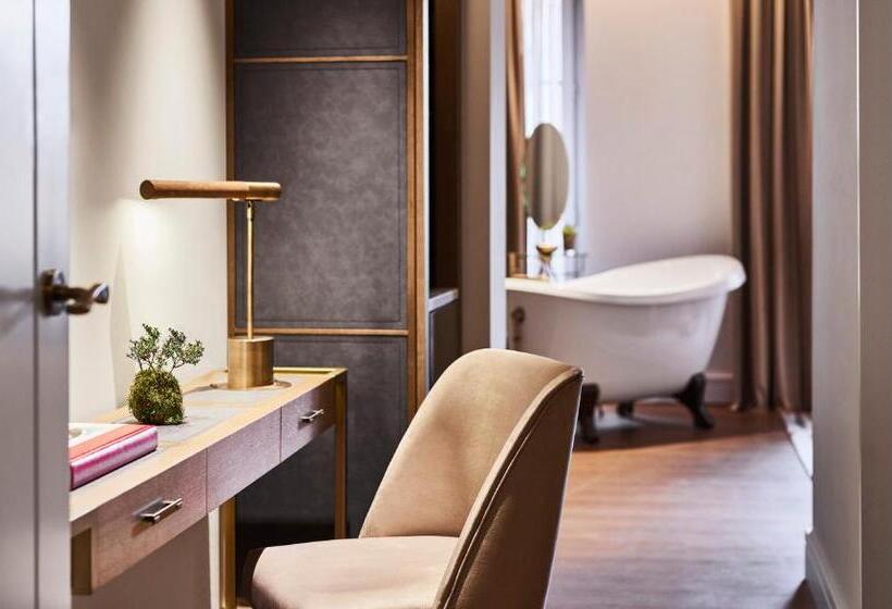 디럭스 룸, Gran Hotel Inglés, The Leading Hotels of The World