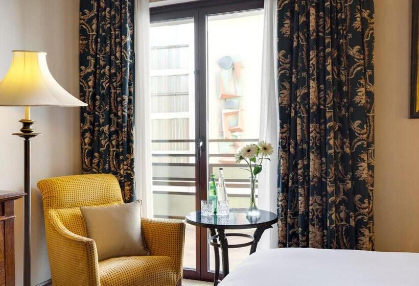 سوئیت کلاب, Intercontinental Madrid, An Ihg