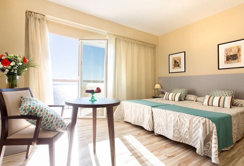 Quarto Superior, Izán Cavanna