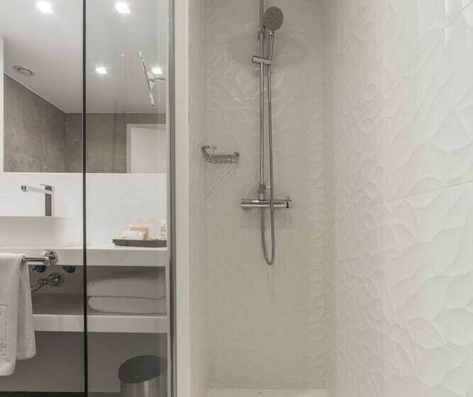 Quarto Estandar, Vincci Soma