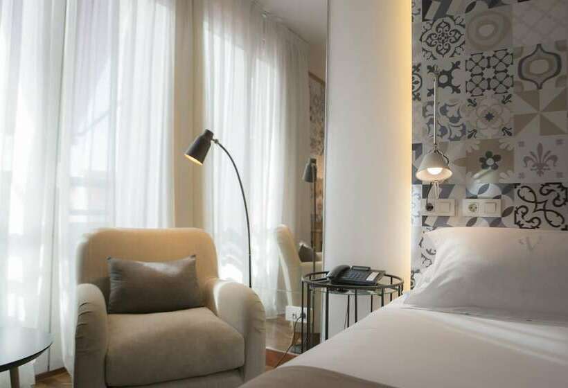 Quarto Triplo Estandar, Vincci Soma