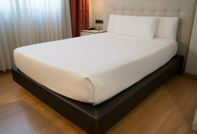 اتاق استاندارد, Sercotel Tres Luces