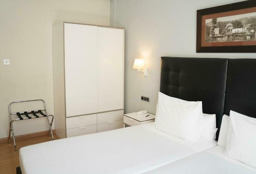 اتاق استاندارد, Sercotel Tres Luces