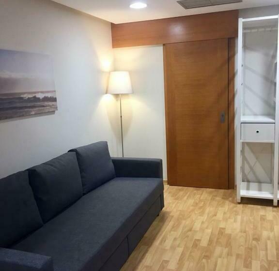 اتاق خانوادگی, Sercotel Tres Luces