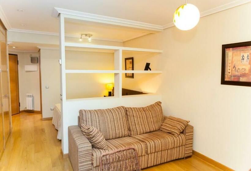 استودیوی استاندارد, Sercotel Tres Luces
