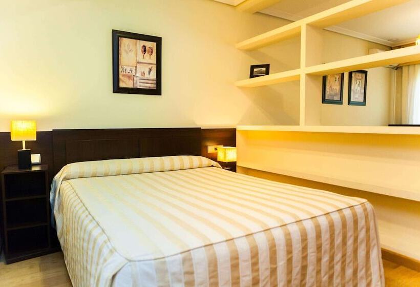 استودیوی استاندارد, Sercotel Tres Luces