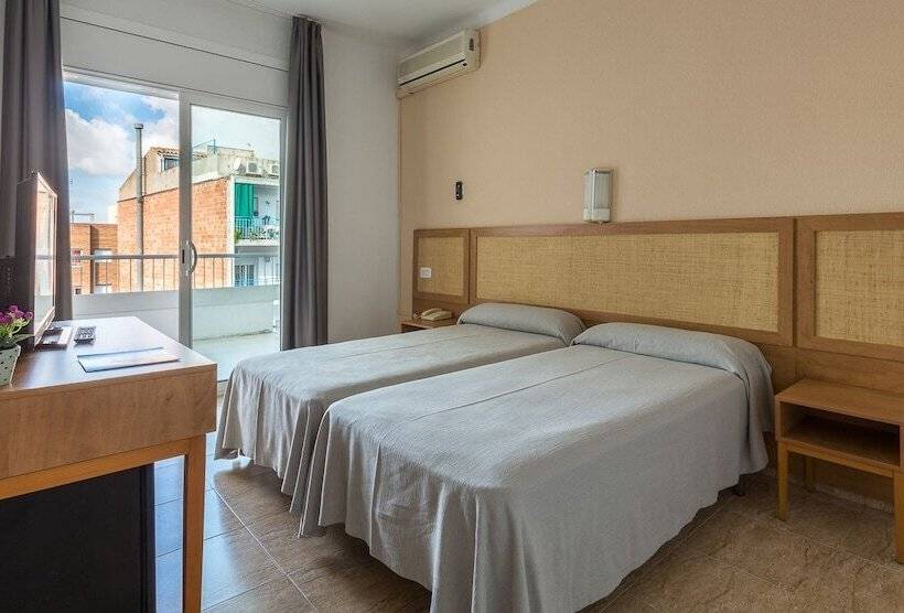 Standard 3 Pers. Værelse, Apartamentos Solimar