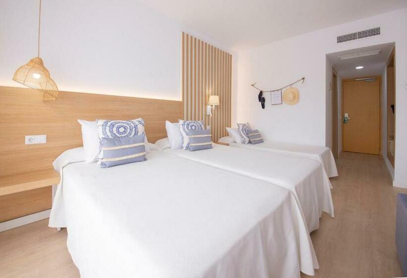 Triple Room Sea View, Cala Font