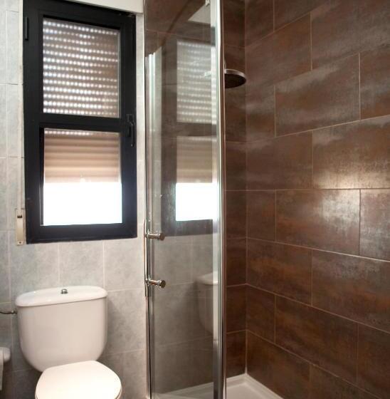 Quarto Triplo Estandar, Casa Aurelia