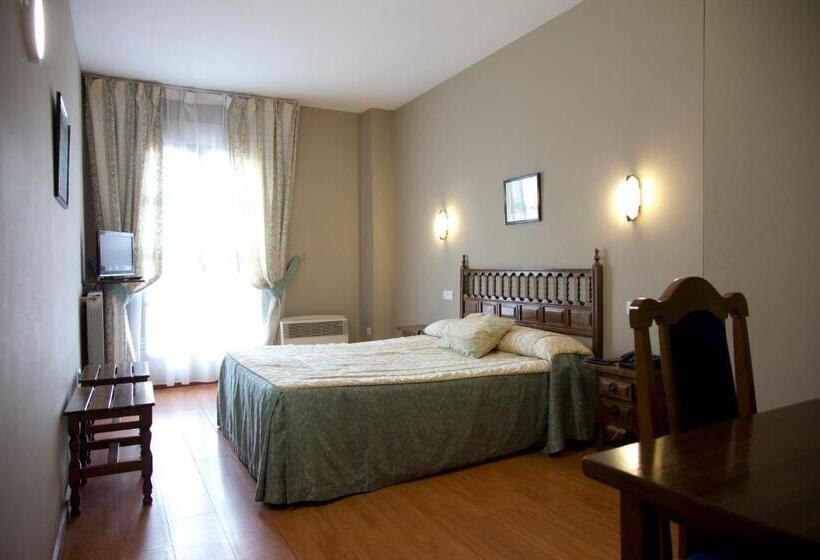 اتاق استاندارد یک نفره, Casa Aurelia