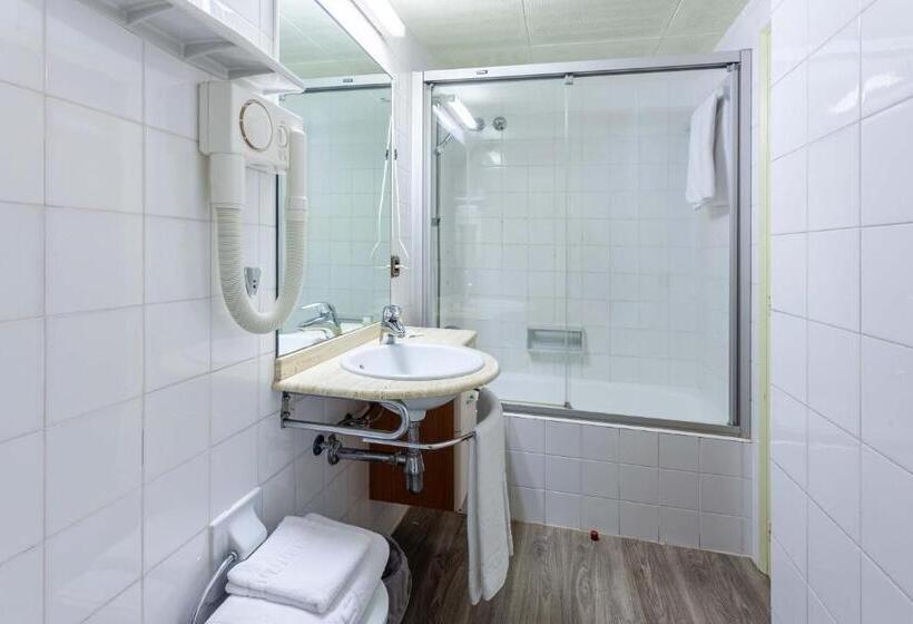 Habitación Estándar, Checkin Travé