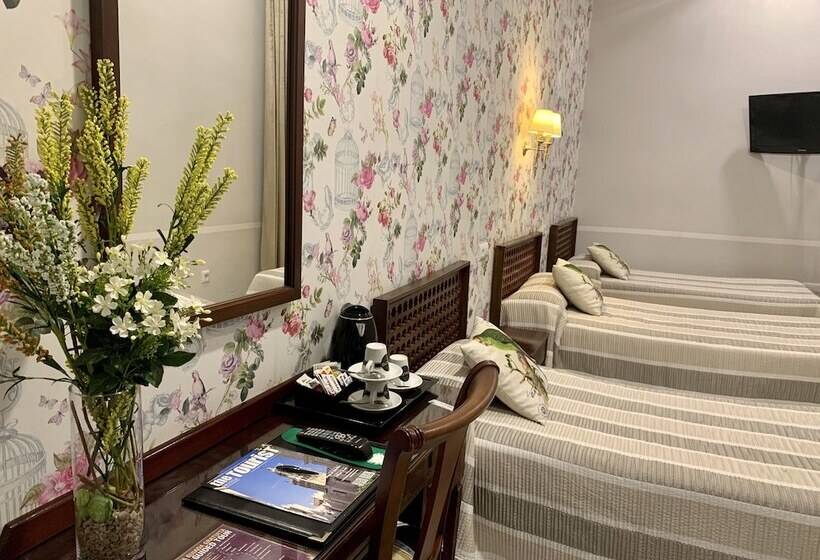 اتاق استاندارد سه نفره, Europa Boutique Sevilla