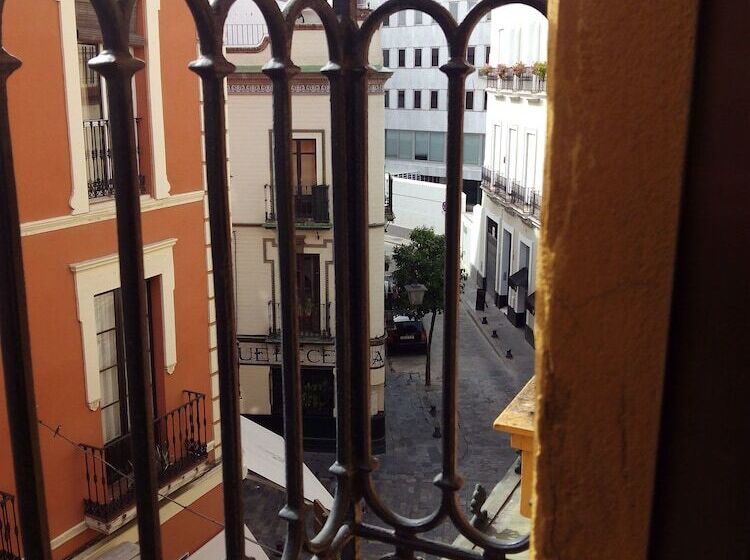 اتاق استاندارد چهار تخته, Europa Boutique Sevilla