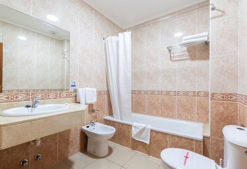Номер Стандарт Трехместный, Marte