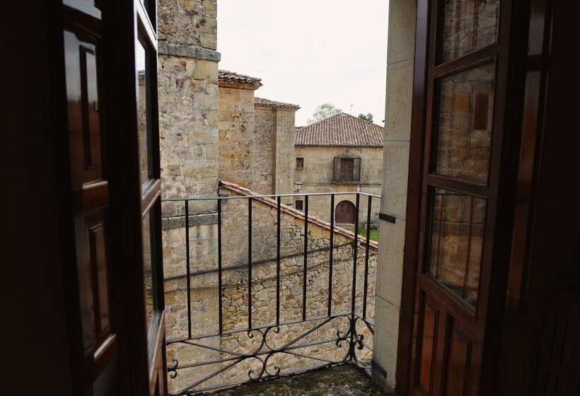 Четырехместный Номер Стандарт, Hostal San Martin