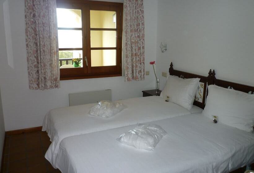 Huoneisto 1 Makuuhuone Pohjakerros, Hapimag Resort Mas Nou
