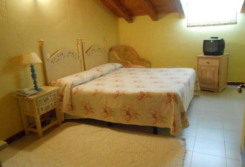 Номер Стандарт, Hostal Burgos