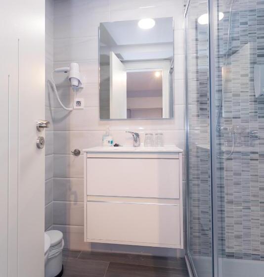اتاق استاندارد با تخت دوبل, Hostal Viena