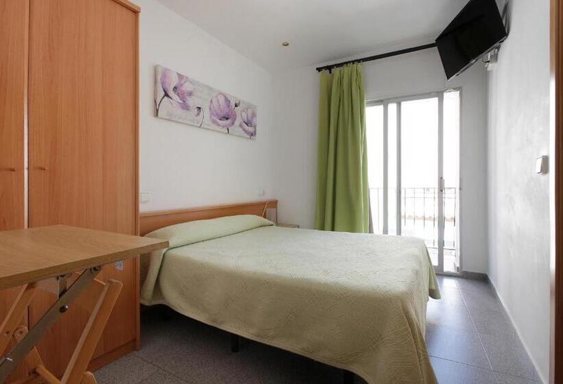 Standard Værelse m. Balkon, Hostal L'alba