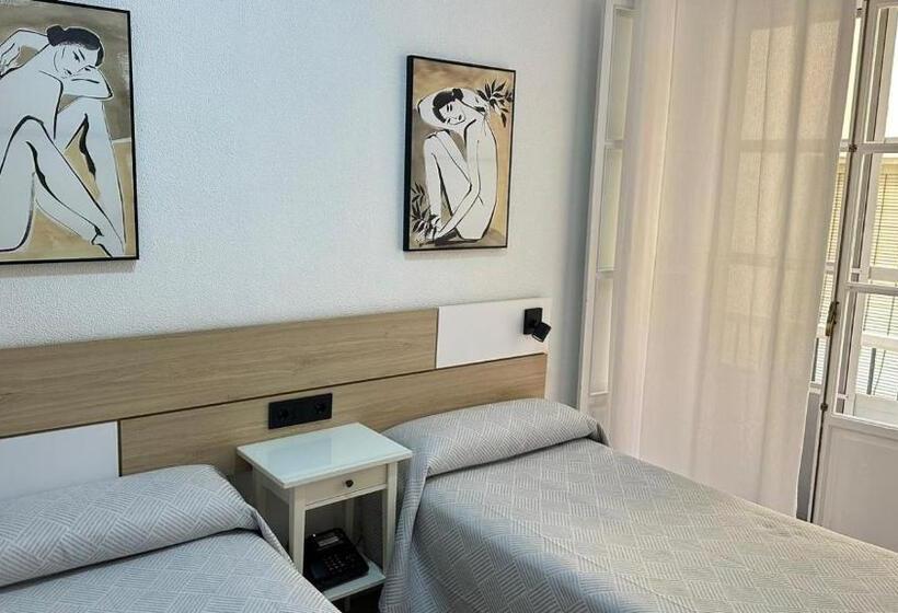 اتاق استاندارد, Hostal Bahia